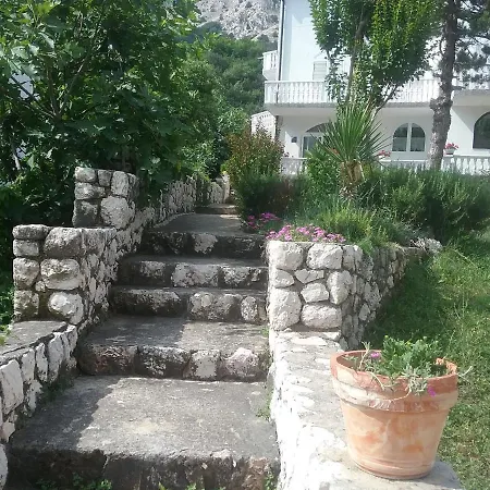 Put 2 Διαμέρισμα