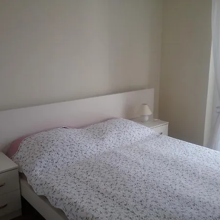 Put 2 Apartment