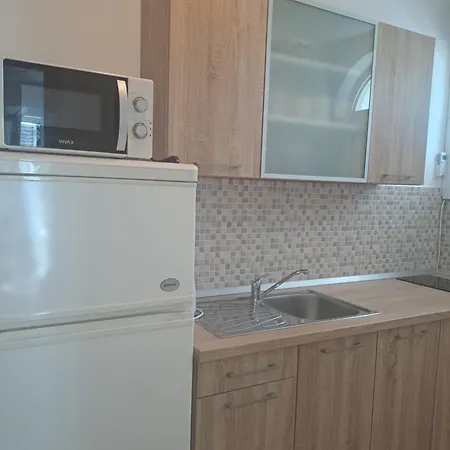 Put 2 * Baska (Krk)