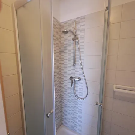 Put 2 Apartment