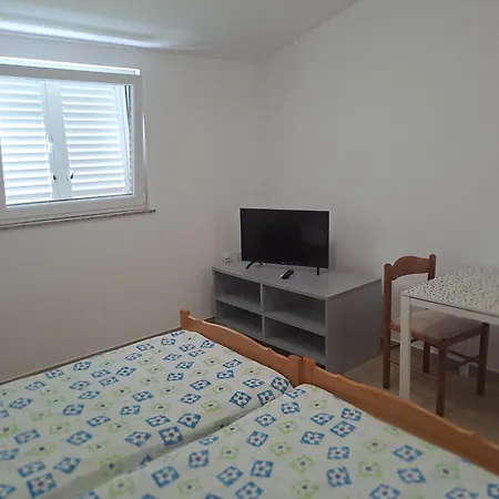 Put 2 Apartment